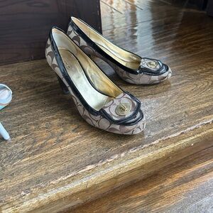 Coach Women's Tan and Brown Patterned Heels